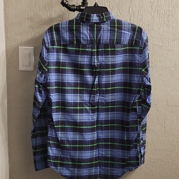 American Eagle Classic Fit Plaid Button Down Shirt - Picture 3 of 8